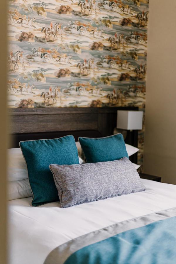 The Bull Hotel Stony Stratford Eksteriør billede