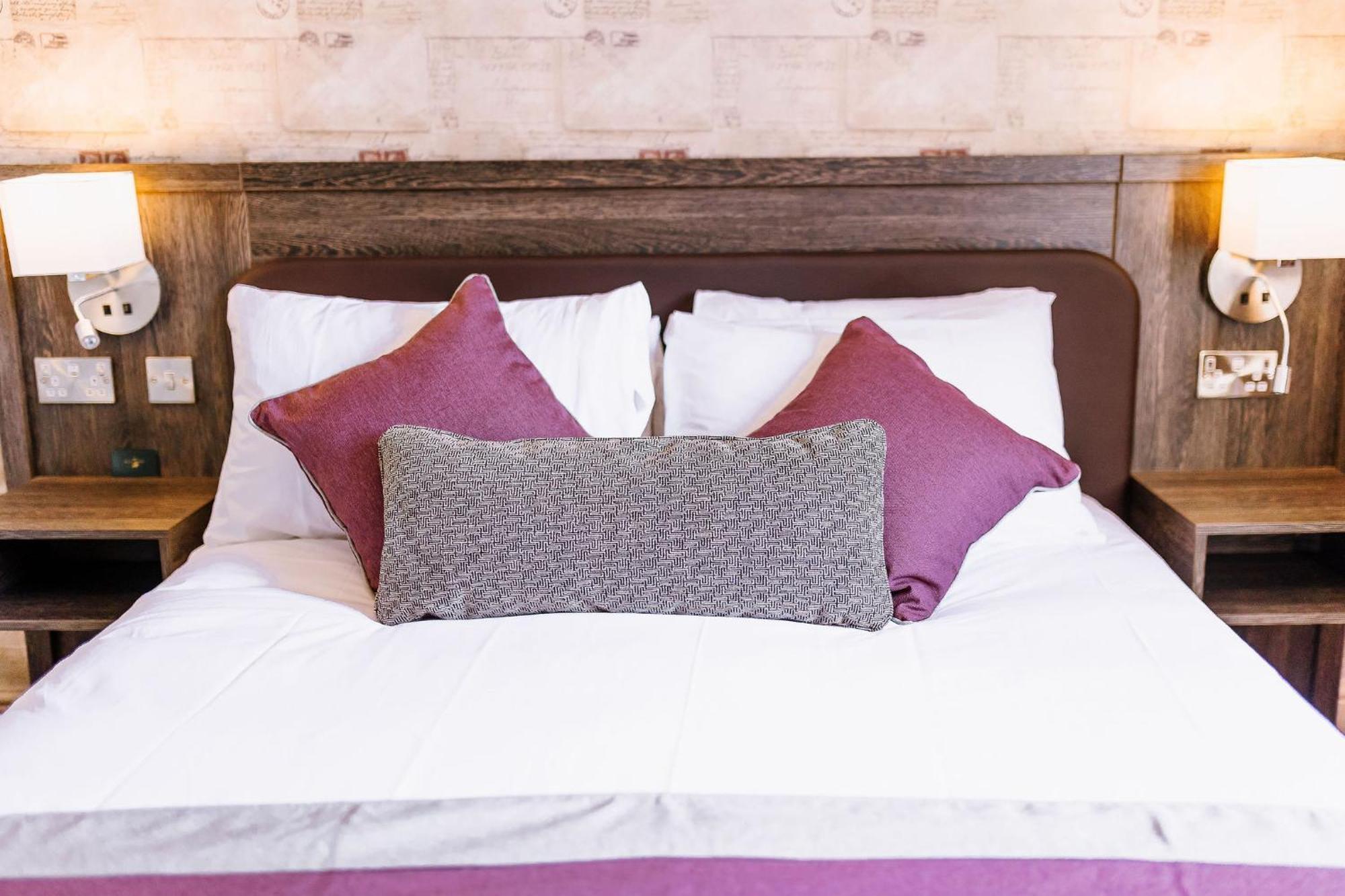 The Bull Hotel Stony Stratford Eksteriør billede